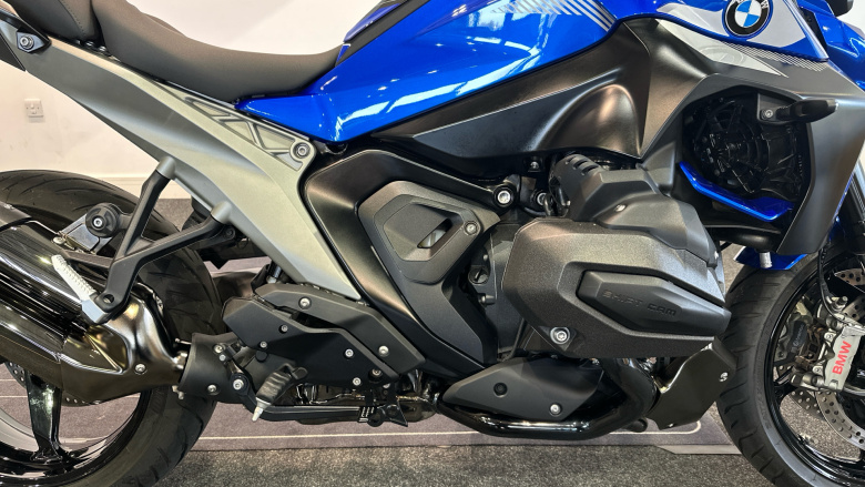 BMW R1300 R SE (25MY)